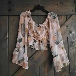 By Together crop bell sleeve blouse top floral S